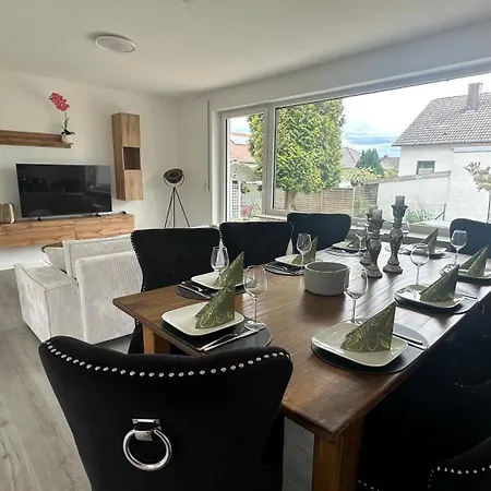 公寓 10 Min Von Legoland Entfernter Familienhaus, Moderne Ca 100m2 Grosse Mit Whirlpool, Netflix, Wlan, Grosser Garten, Fuers Erste Fruehstueck Gefuellter Kuehlschrank, Wunderschoene Terrasse, Privater Parkplatz My Luxury 金茨堡