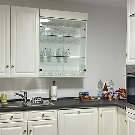 شقة 10 Min Von Legoland Entfernter Familienhaus, Moderne Ca 100m2 Grosse Mit Whirlpool, Netflix, Wlan, Grosser Garten, Fuers Erste Fruehstueck Gefuellter Kuehlschrank, Wunderschoene Terrasse, Privater Parkplatz My Luxury غنزبرغ