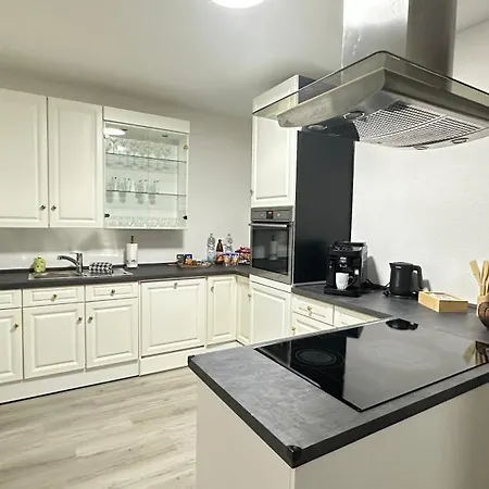 10 Min Von Legoland Entfernter Familienhaus, Moderne Ca 100m2 Grosse Mit Whirlpool, Netflix, Wlan, Grosser Garten, Fuers Erste Fruehstueck Gefuellter Kuehlschrank, Wunderschoene Terrasse, Privater Parkplatz My Luxury 公寓