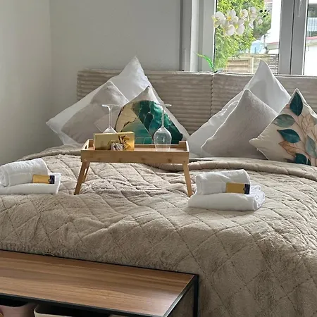 10 Min Von Legoland Entfernter Familienhaus, Moderne Ca 100m2 Grosse Mit Whirlpool, Netflix, Wlan, Grosser Garten, Fuers Erste Fruehstueck Gefuellter Kuehlschrank, Wunderschoene Terrasse, Privater Parkplatz My Luxury * 金茨堡