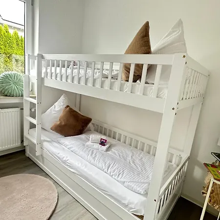 10 Min Von Legoland Entfernter Familienhaus, Moderne Ca 100m2 Grosse Mit Whirlpool, Netflix, Wlan, Grosser Garten, Fuers Erste Fruehstueck Gefuellter Kuehlschrank, Wunderschoene Terrasse, Privater Parkplatz My Luxury 公寓 *