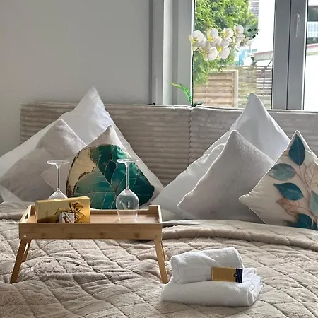 10 Min Von Legoland Entfernter Familienhaus, Moderne Ca 100m2 Grosse Mit Whirlpool, Netflix, Wlan, Grosser Garten, Fuers Erste Fruehstueck Gefuellter Kuehlschrank, Wunderschoene Terrasse, Privater Parkplatz My Luxury 公寓