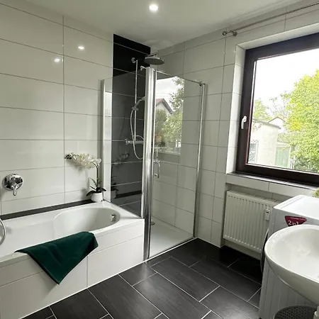 10 Min Von Legoland Entfernter Familienhaus, Moderne Ca 100m2 Grosse Mit Whirlpool, Netflix, Wlan, Grosser Garten, Fuers Erste Fruehstueck Gefuellter Kuehlschrank, Wunderschoene Terrasse, Privater Parkplatz My Luxury *