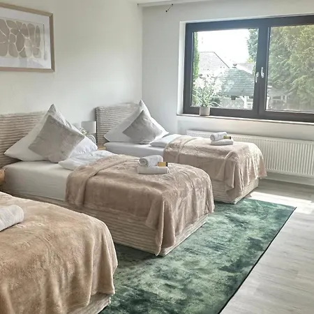 10 Min Von Legoland Entfernter Familienhaus, Moderne Ca 100m2 Grosse Mit Whirlpool, Netflix, Wlan, Grosser Garten, Fuers Erste Fruehstueck Gefuellter Kuehlschrank, Wunderschoene Terrasse, Privater Parkplatz My Luxury شقة