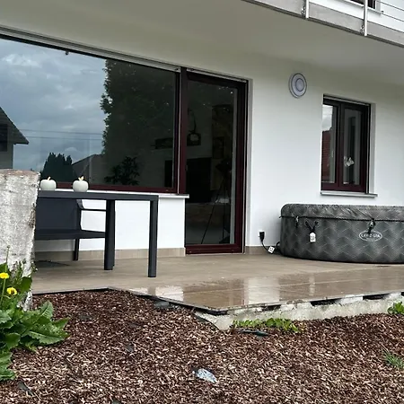 10 Min Von Legoland Entfernter Familienhaus, Moderne Ca 100m2 Grosse Mit Whirlpool, Netflix, Wlan, Grosser Garten, Fuers Erste Fruehstueck Gefuellter Kuehlschrank, Wunderschoene Terrasse, Privater Parkplatz My Luxury 公寓